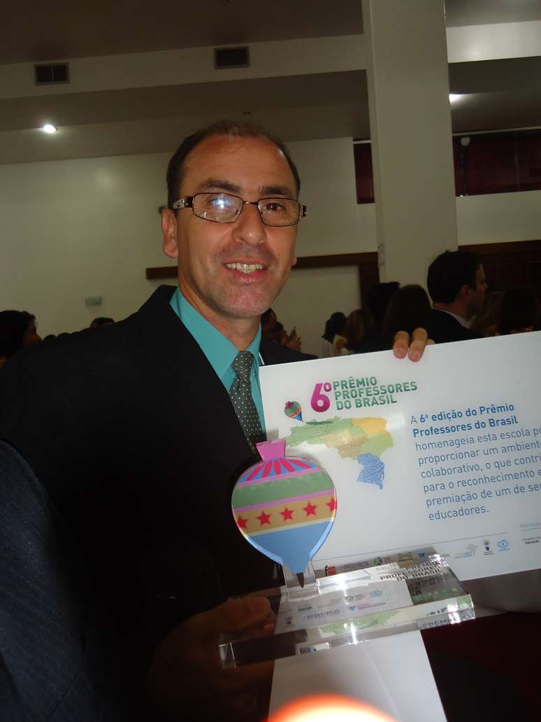 <p>Ivan Nunes venceu a 5&ordf; e a 6&ordf; edi&ccedil;&otilde;es do pr&ecirc;mio Professores do Brasil, promovido pelo MEC</p>
