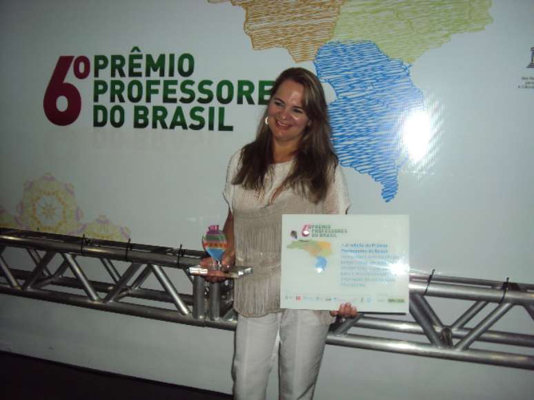Professora de língua portuguesa, Vera Beatriz venceu a 6ª edição do prêmio Professores do Brasil concorrerá novamente na premiação deste ano