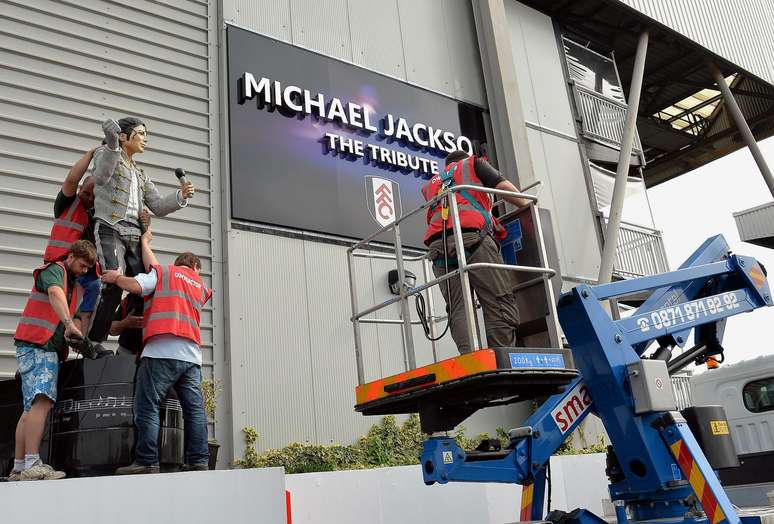 <p>Fulham encerrou o espa&ccedil;o de tributo a Michael Jackson de Craven Cottage</p>