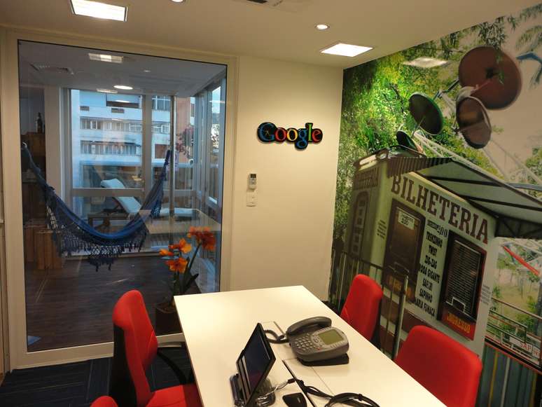 Em Belo Horizonte, está localizado o Centro de Engenharia do Google na América Latina, local onde trabalham cerca de 100 engenheiros