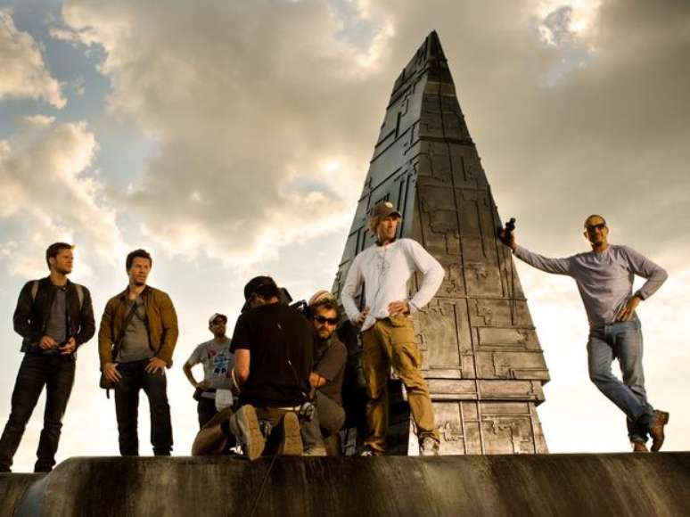 Transformers 4: A Era da Extinção tem primeira foto do elenco principal