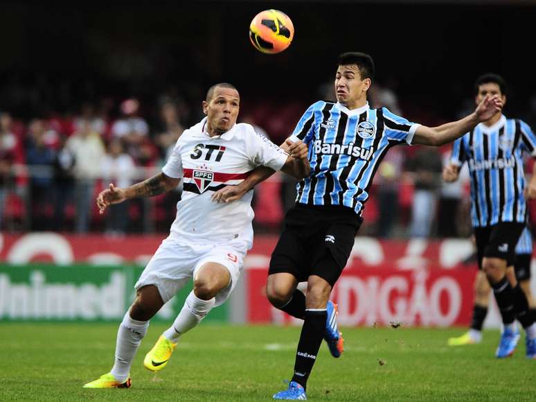 <p>Luís Fabiano começou o ano na Seleção, mas não manteve a regularidade</p>