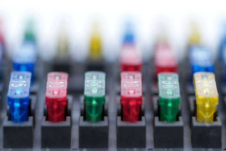 Fusíveis ajudam a proteger o sistema elétrico dos carros