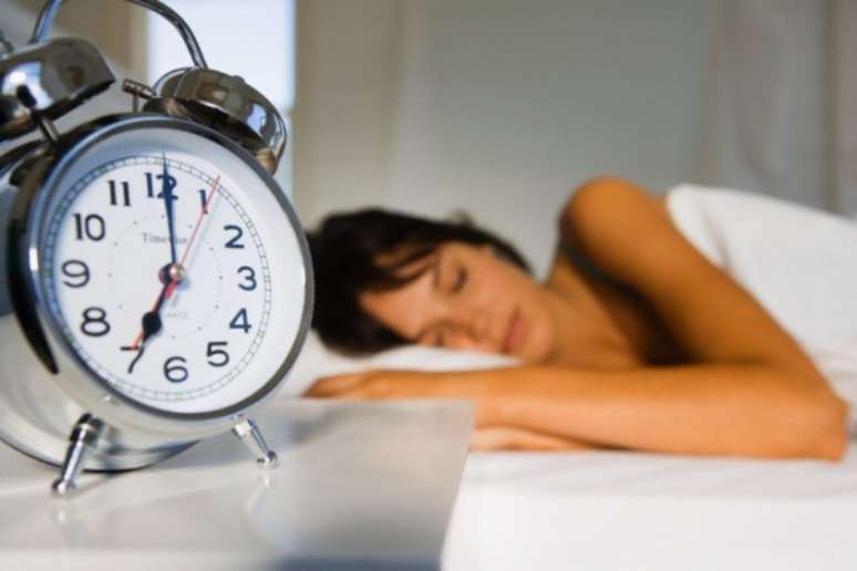 Dificuldade de adaptação do sono é um dos problemas que nosso corpo enfrenta na mudança de horário por causa do horário de verão