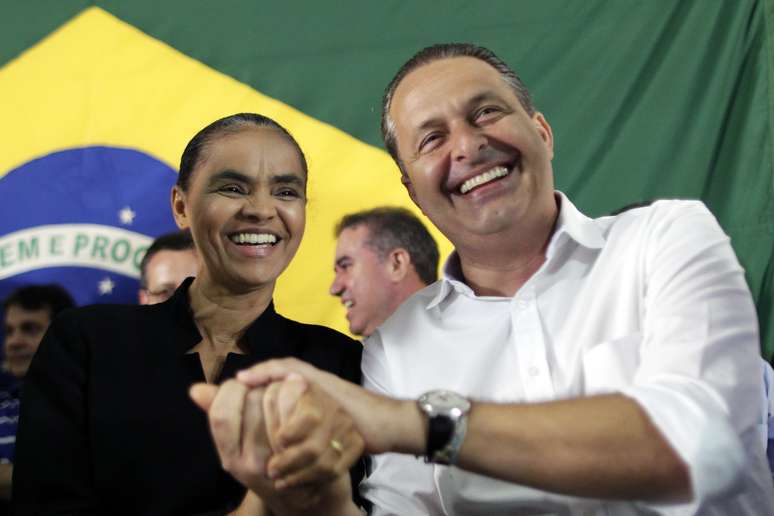 <p>A aliança entre a ex-senadora Marina Silva e o governador de Pernambuco, Eduardo Campos, foi anunciada neste sábado</p>