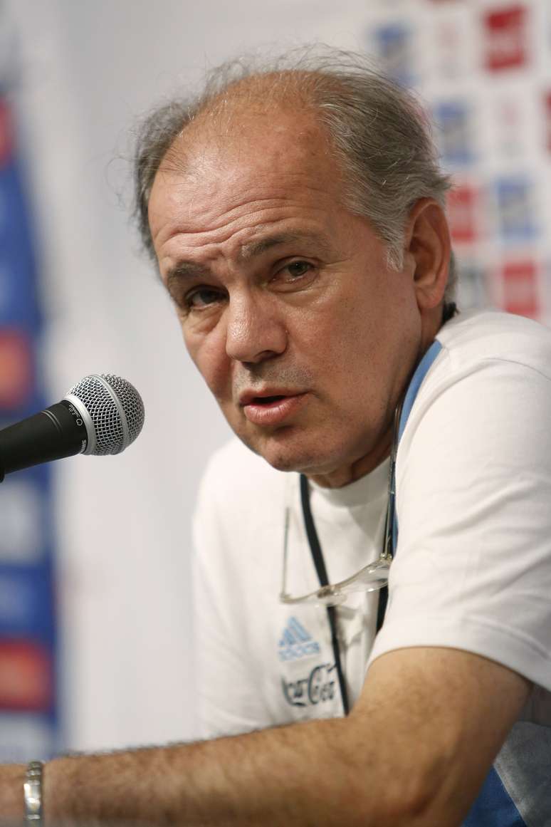 <p>Alejandro Sabella preparou sua lista para as Eliminat&oacute;rias</p>