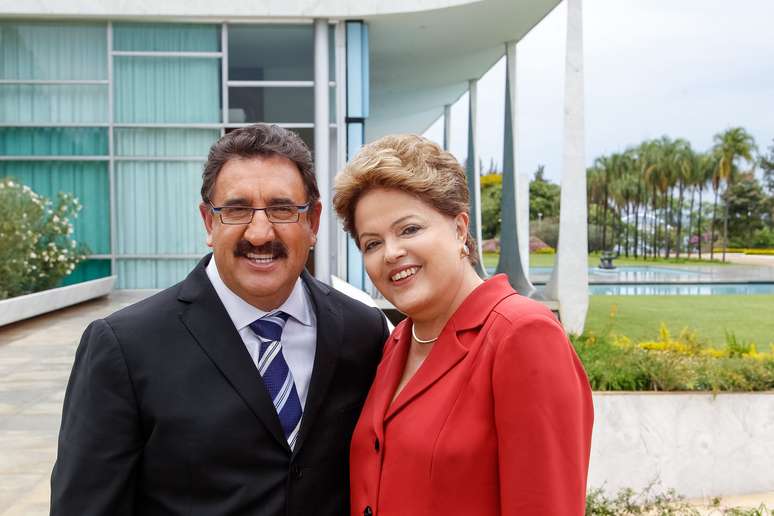 <p>No dia 3 de outubro, o apresentador Ratinho gravou entrevista com a presidente Dilma Rousseff para seu programa no Palácio da Alvorada</p>