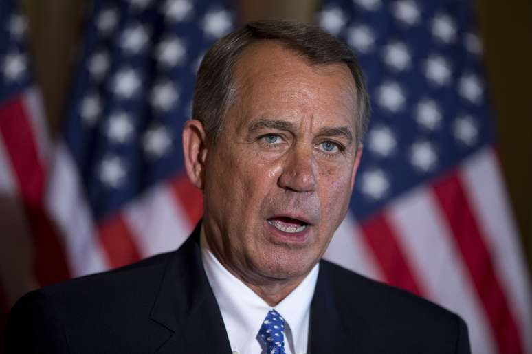 O presidente da Câmara de Deputados dos EUA, John Boehner (Partido Republicano), fala à imprensa no Capitólio