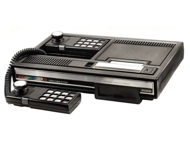 ColecoVision foi lan&ccedil;ado em 1982 e em tr&ecirc;s anos de comercializa&ccedil;&atilde;o teve 145 jogos lan&ccedil;ados