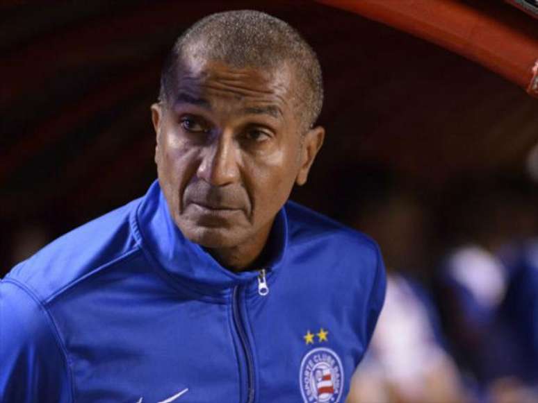 Revelado pelas categorias de base do Bahia, Crist&oacute;v&atilde;o revelou emo&ccedil;&atilde;o por ter batido o Vit&oacute;ria