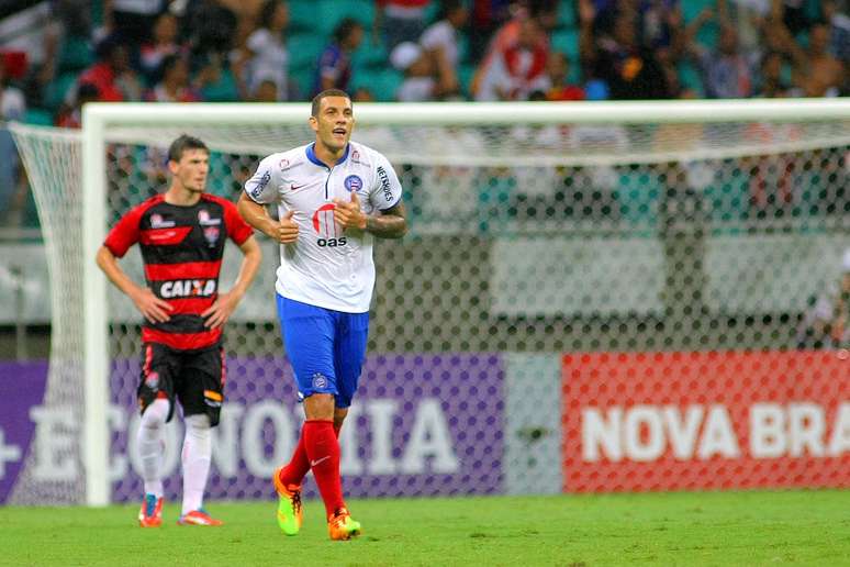 Fernand&atilde;o marcou o segundo gol do Bahia contra a Vit&oacute;ria