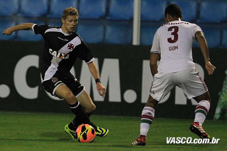 Marlone deu assist&ecirc;ncia para Cris marcar