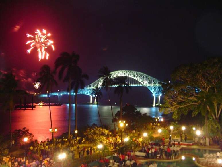 Localizada na Cidade do Panamá, a Ponte das Américas foi a única ligação terrestre entre o norte e o sul do continente entre 1962 e 2004