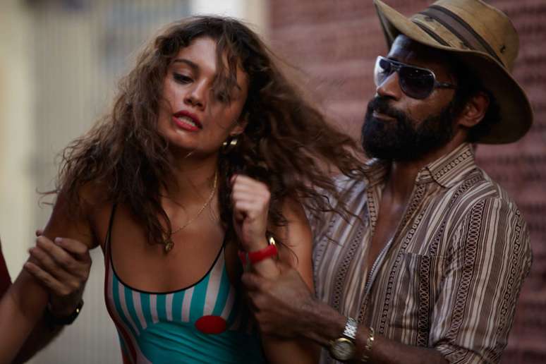 Serra Pelada, que estreia em todo o Brasil na pr&oacute;xima sexta-feira (18), e que conta um pouco da hist&oacute;ria de um dos maiores garimpos desse Pa&iacute;s, descoberto no in&iacute;cio da d&eacute;cada de 80. Est&atilde;o no elenco Wagner Moura, Sophie Charlotte e Matheus Nachtergaele