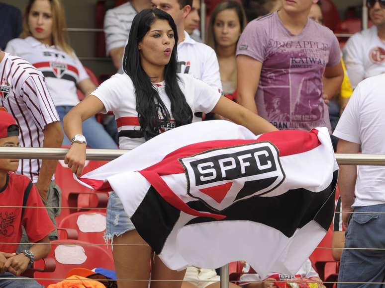 <p>Mesmo sem promoção, torcida são-paulina procura ingressos para Copa Sul-Americana</p>