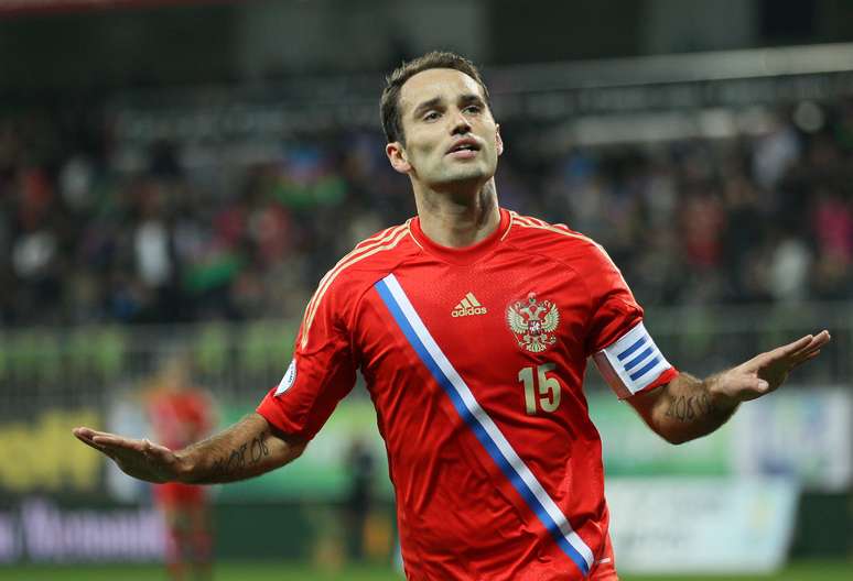 <p>Com gol de Shirokov, Rússia empatou por 1 a 1 com Azerbaijão</p>