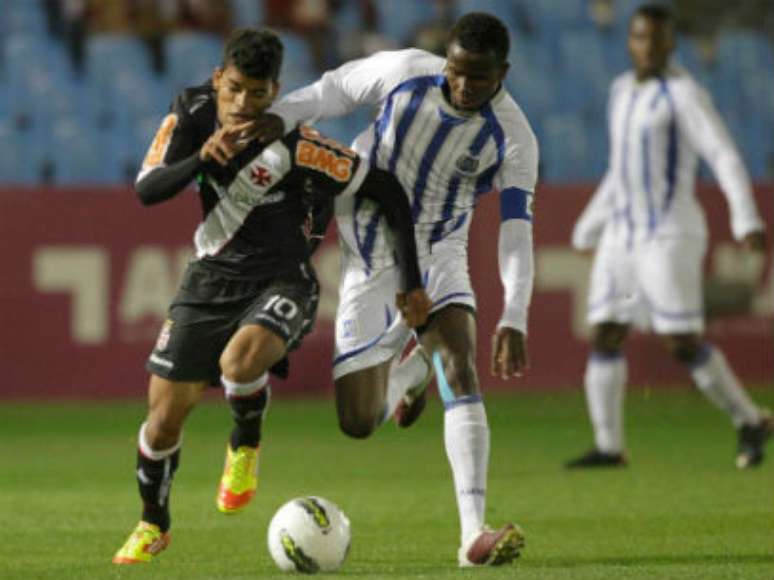 Danilo já foi negociado pelo Vasco com o futebol europeu