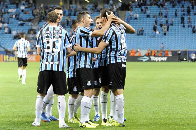 <p>Equipe ga&uacute;cha venceu com gol isolado de Barcos no in&iacute;cio do segundo tempo</p>