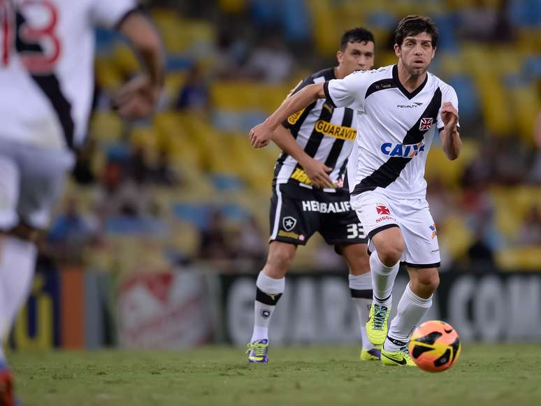 Com ótima atuação de Juninho Pernambucano, o Vasco arrancou empate em clássico com o Botafogo