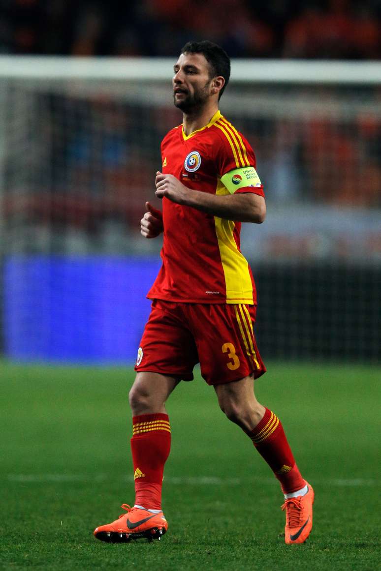 Rat, lateral esquerdo, est&aacute; entre os mais experientes da Rom&ecirc;nia