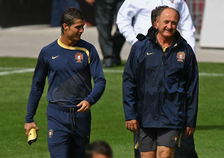 Cristiano Ronaldo e Felipão, há cinco anos, juntos com Portugal na Eurocopa