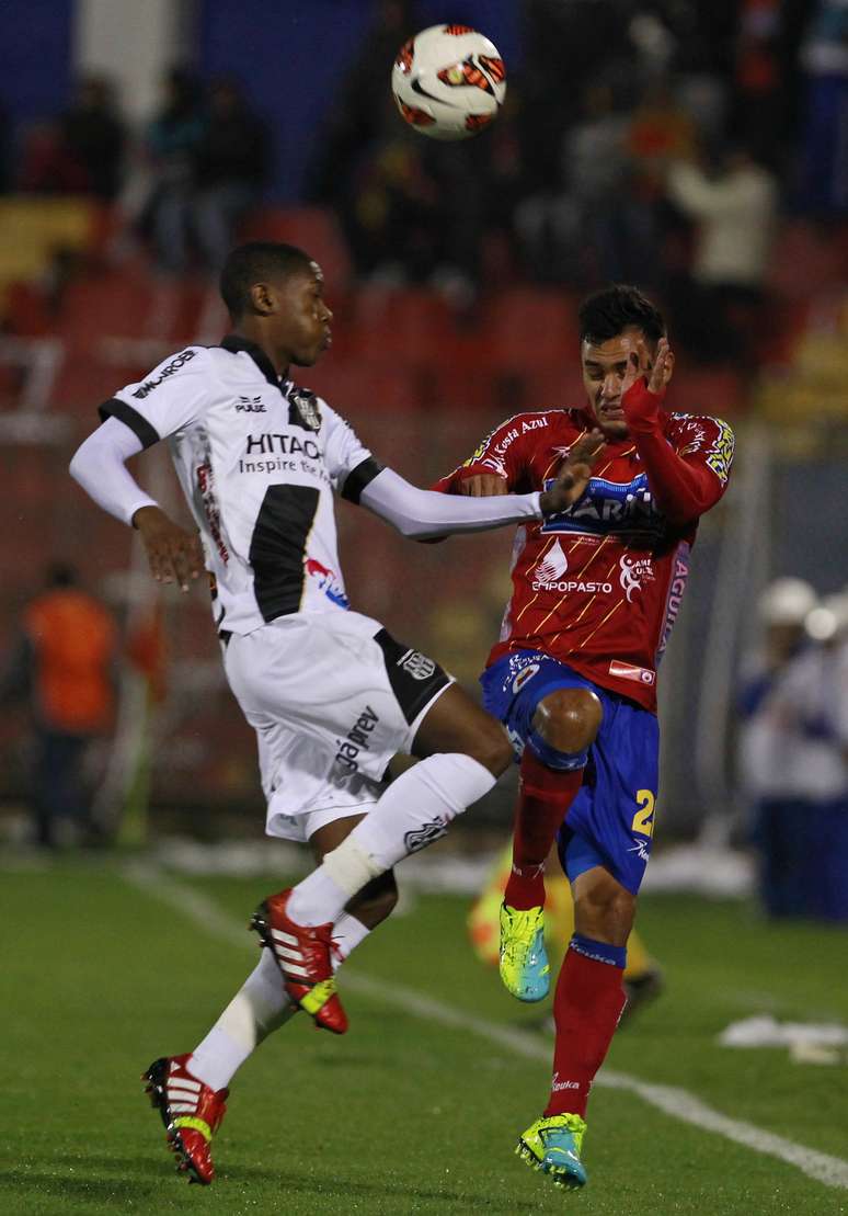 <p>Ponte Preta foi dominada do início ao fim do duelo e teve que se segurar na Colômbia</p>