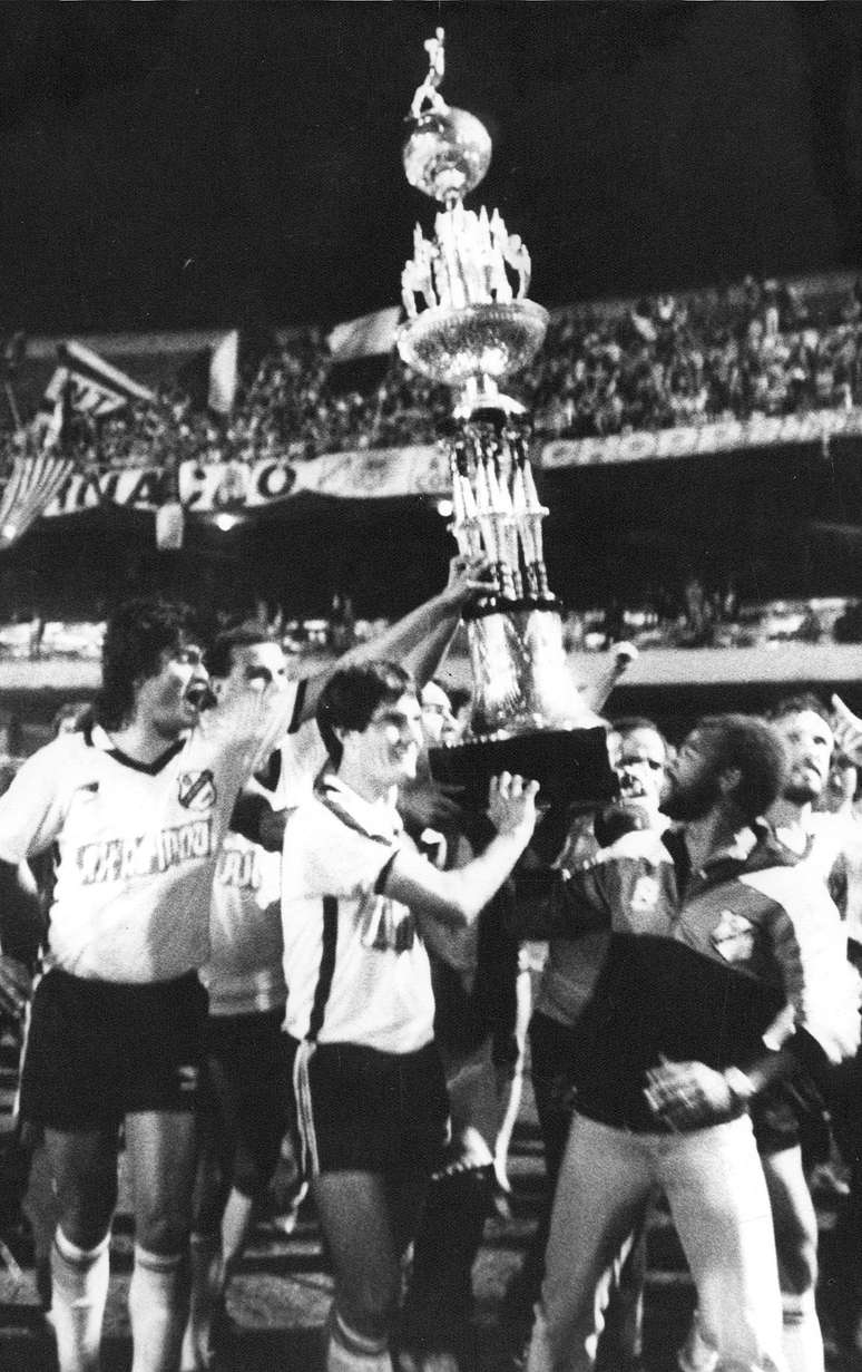 Inter de Limeira comemora título de 1986; hoje, a briga é para sair da Série A3