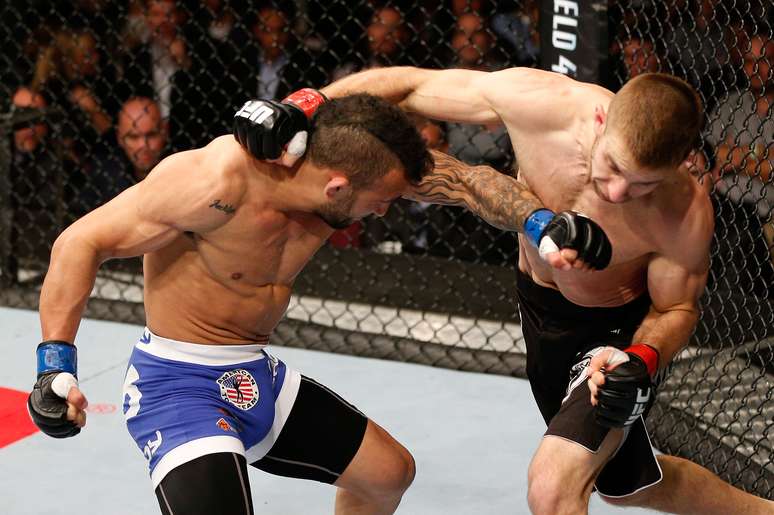 <p>Lineker (&agrave; esquerda) venceu duelo de peso combinado</p>