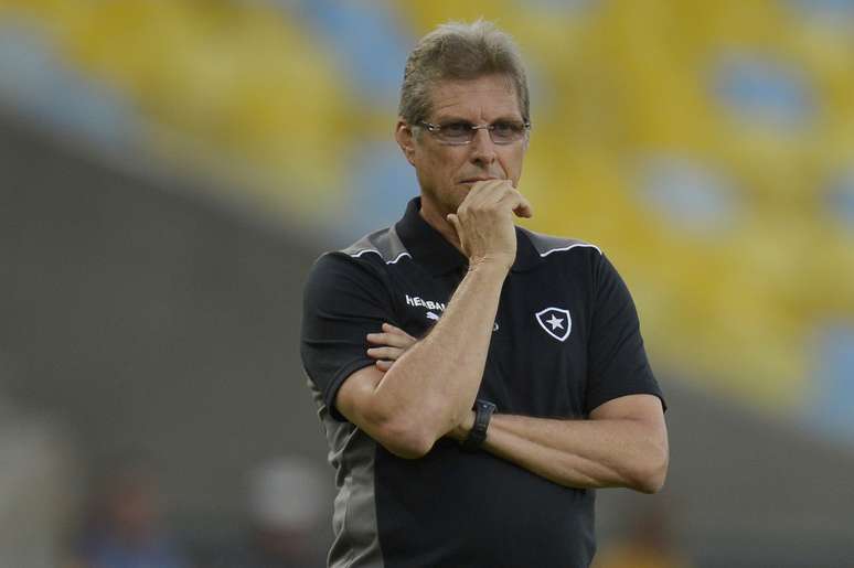 <p>Oswaldo de Oliveira já passou pelo Santos como auxiliar de Luxemburgo e depois como técnico</p>