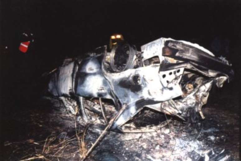Cantor João Paulo morreu em um acidente com sua BMW 328i em 1997 