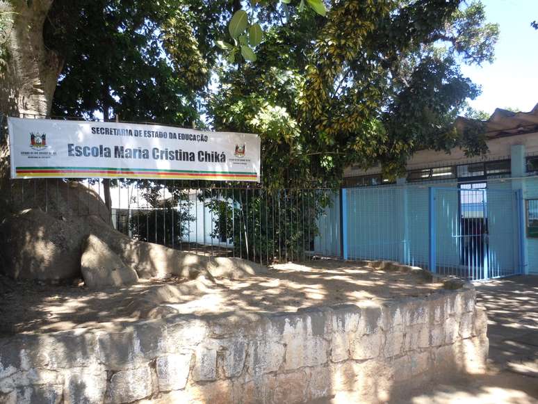 <p>Escola Estadual Maria Cristina Chicá precisou reduzir o número de alunos após ficar sem a prometida reforma</p>
