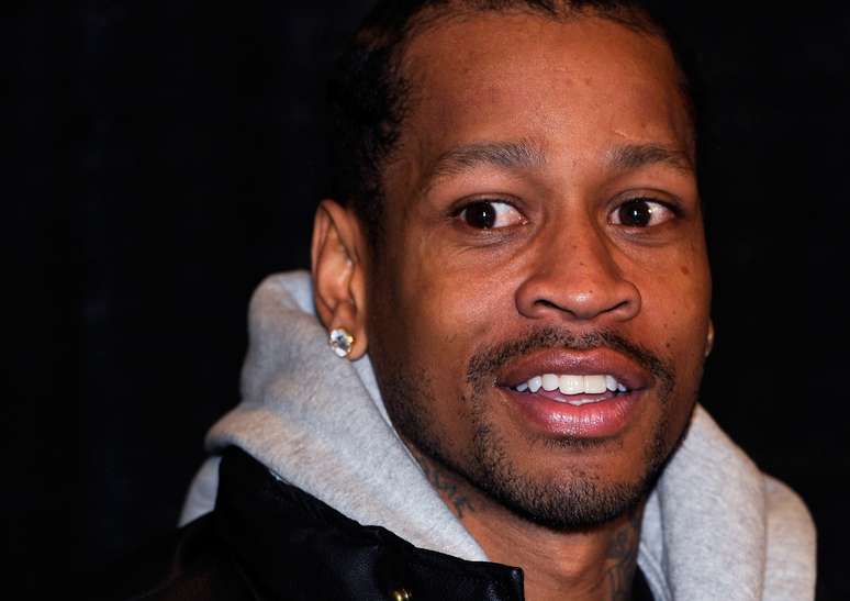 Aos 38 anos, Allen Iverson oficializará a aposentadoria nos