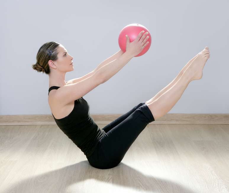 <p>O pilates elimina dores crônicas, reeduca a postura e retarda o envelhecimento</p>