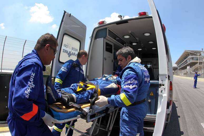 <p>Nos treinos e na corrida, ser&atilde;o 173 funcion&aacute;rios do hospital em Interlagos, 43 deles m&eacute;dicos</p>