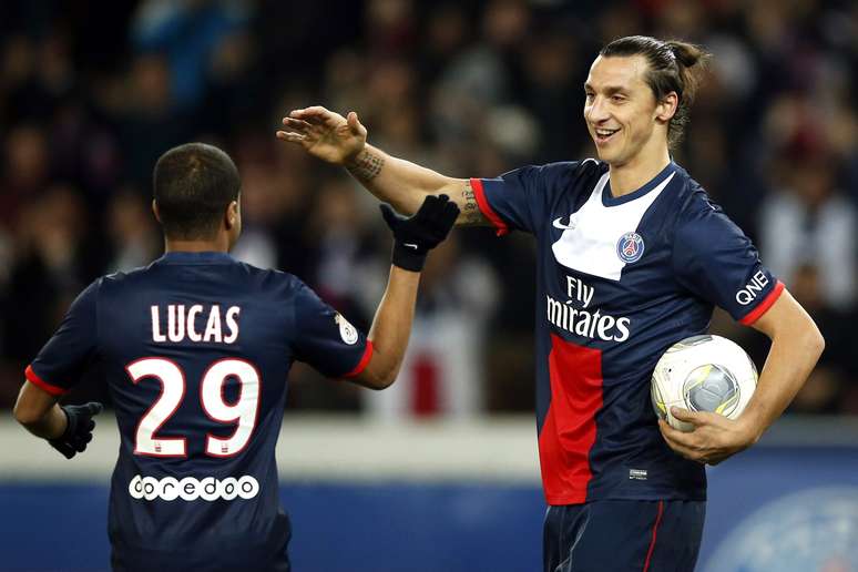 <p>Ibrahimovic mais uma vez comandou o PSG a uma vit&oacute;ria no Franc&ecirc;s; Lucas deu uma assist&ecirc;ncia</p>
