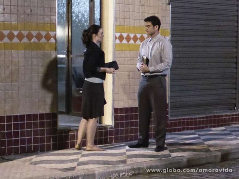 <p>Elias se encanta por Gina, que n&atilde;o quer saber de namoro</p>