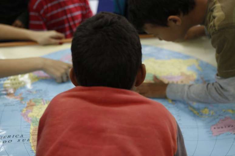 Cada um dos projetos funciona de maneira &uacute;nica, sempre respeitando a autonomia de cada aluno. Na foto, o Projeto Ararib&aacute;, de Ubatuba 