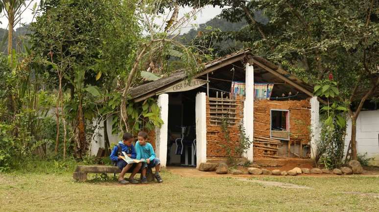 A previs&atilde;o &eacute; de que o filme seja lan&ccedil;ado no come&ccedil;o de 2014, mas um primeiro corte deve ser apresentado na Confer&ecirc;ncia Nacional de Alternativas para uma Nova Educa&ccedil;&atilde;o, em novembro