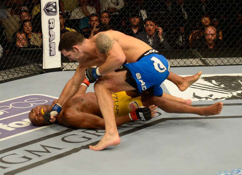 UFC 162: Chris Weidman derrota Anderson Silva