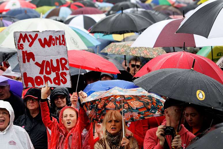 <p>Apesar da chuva, manifestação teve grande número de participantes em Sydney</p>