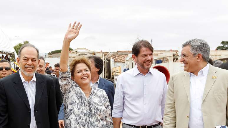 Dilma comentou resultado de leilões de aeroportos em Fortaleza