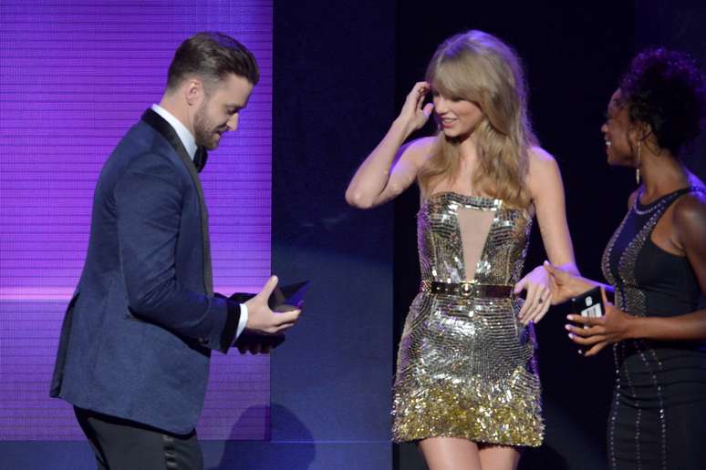 Justin Timberlake e Taylor Swift no American Music Awards