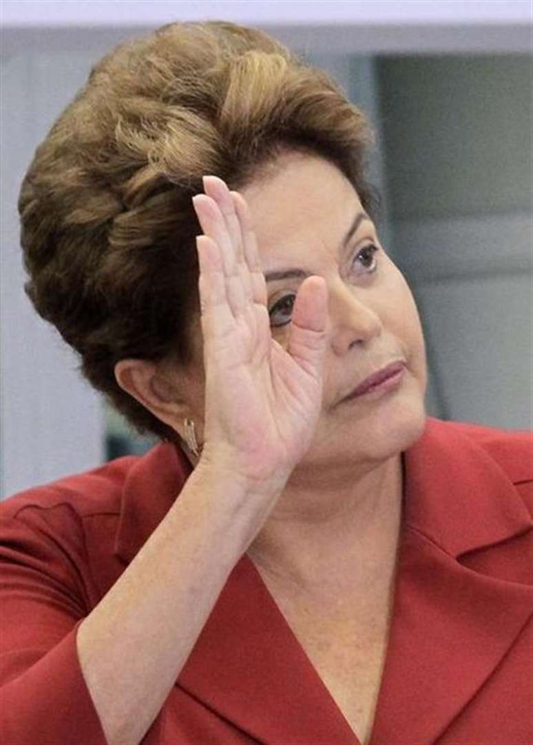 <p>A presidente Dilma Rousseff teve alta nas inten&ccedil;&otilde;es de voto da pesquisa Datafolha em rela&ccedil;&atilde;o a outubro</p>