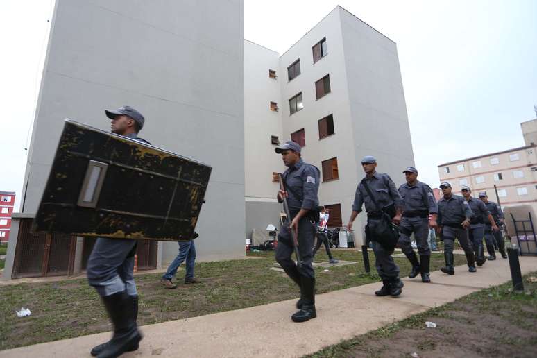 Policiais acompanharam a ação de reintegração de posse na manhã desta quarta