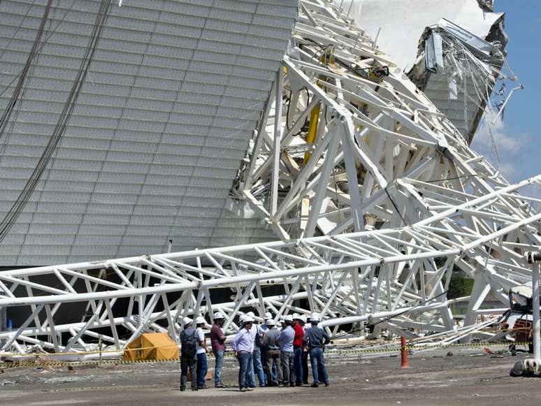 <p>Acidente com guindaste matou dois operários na Arena Corinthians</p>