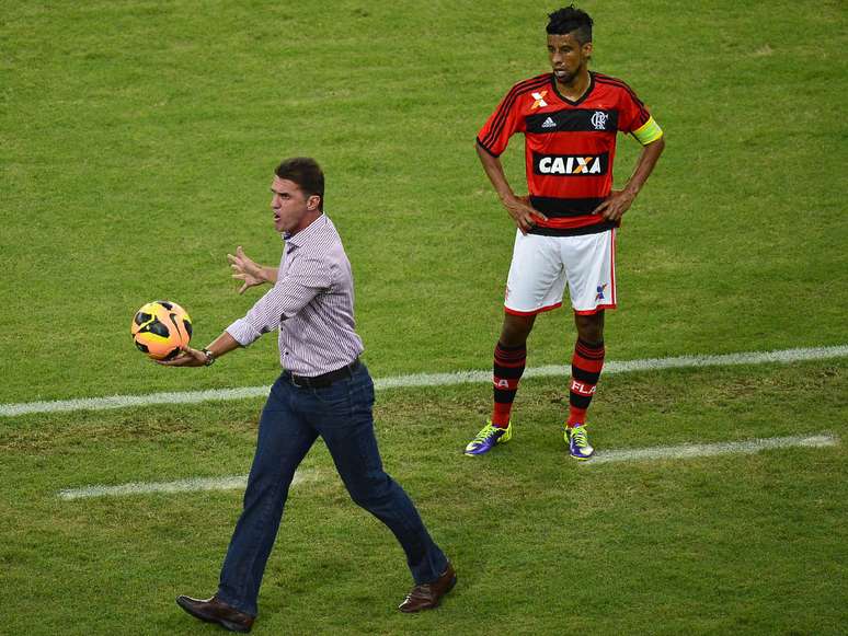 BOLA DE CRISTAL DÁ PALPITE PARA O CLÁSSICO NA VILA BELMIRO!