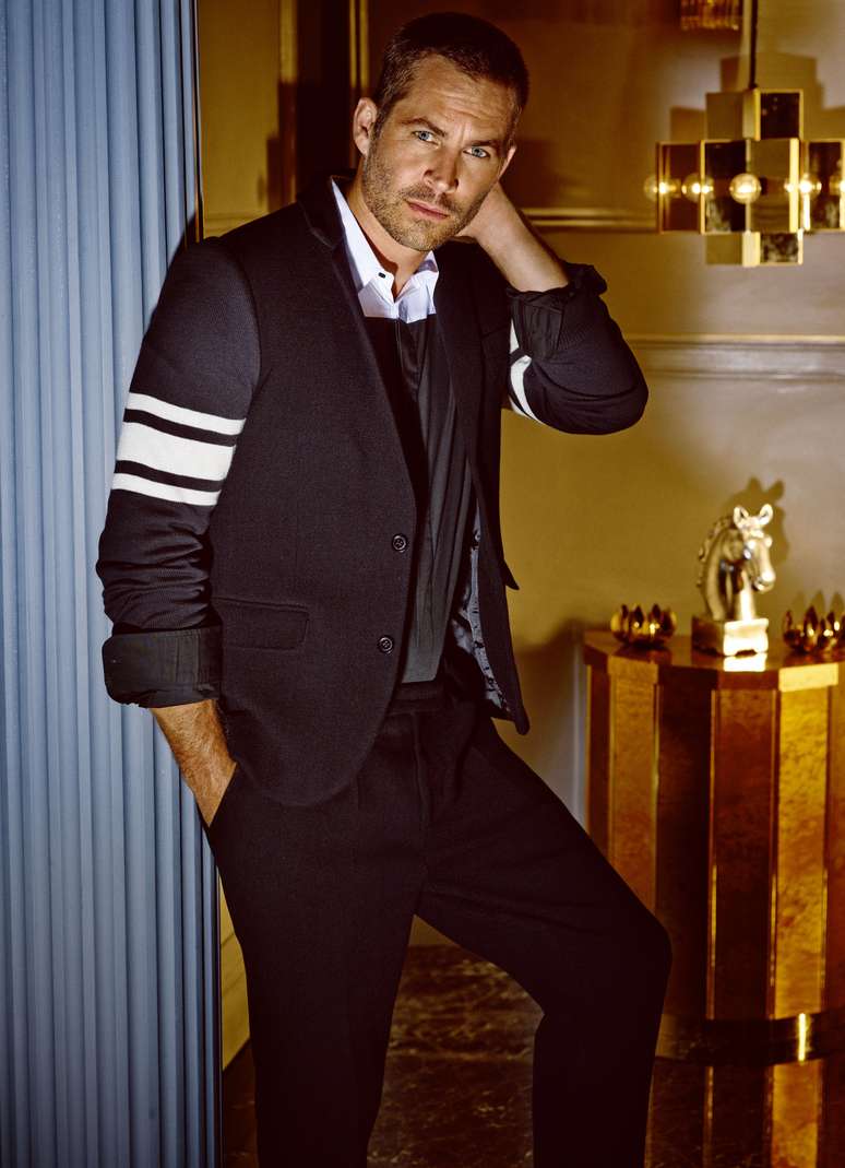 <p>A grife divulgou apenas duas das imagens, feitas h&aacute; cerca de um m&ecirc;s em Nova York, como forma de homenagem ao ator</p>