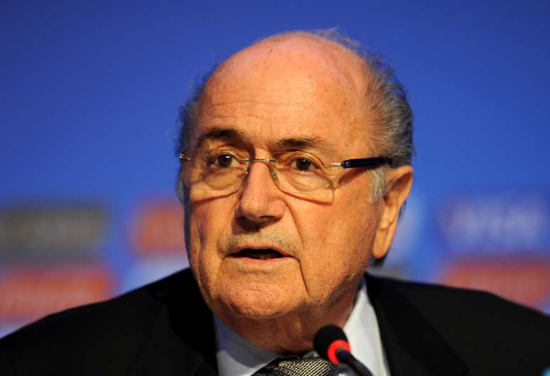 <p>Em comunicado, Blatter torce por ''uma mensagem de solidariedade e paz ao mundo''</p>