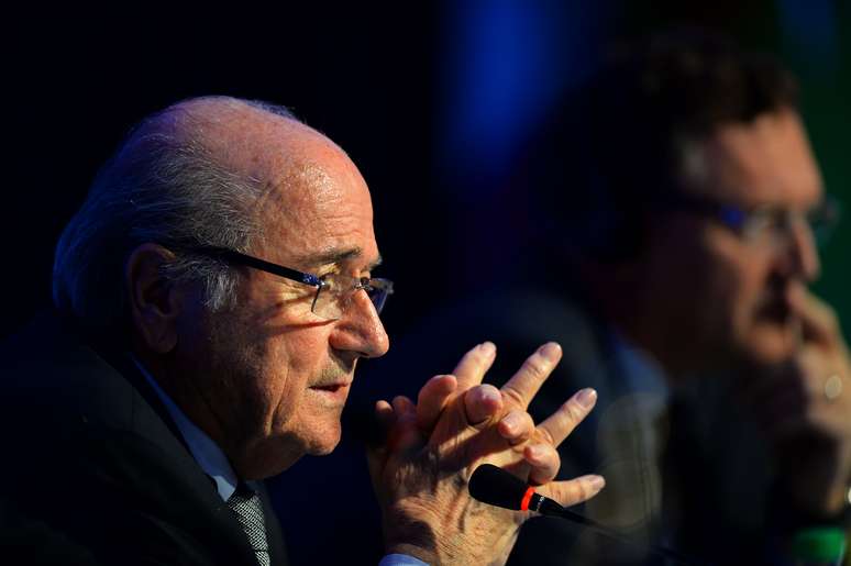 <p>Fifa, do presidente Joseph Blatter, disponibilizou ingressos para abertura e final da Copa do Mundo</p>