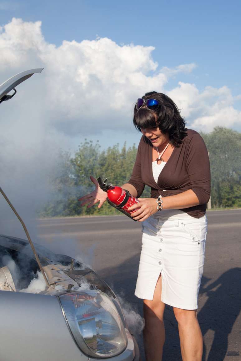 O extintor é item obrigatório no carro